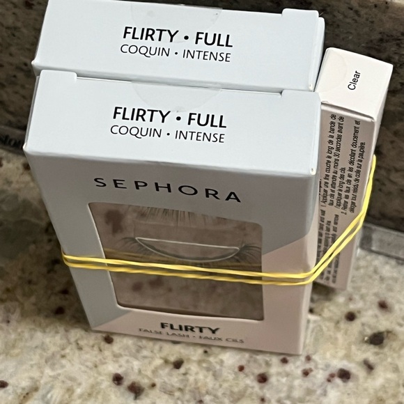 Sephora Flirty Full Lashes Set - Picture 1 of 2